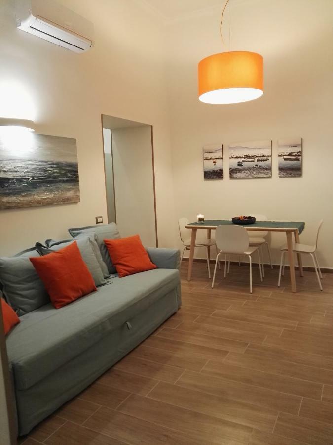 A Casa Di Chiara Daire Napoli Dış mekan fotoğraf
